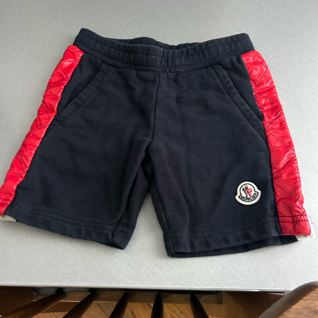 Moncler Kids Black And Red Shorts